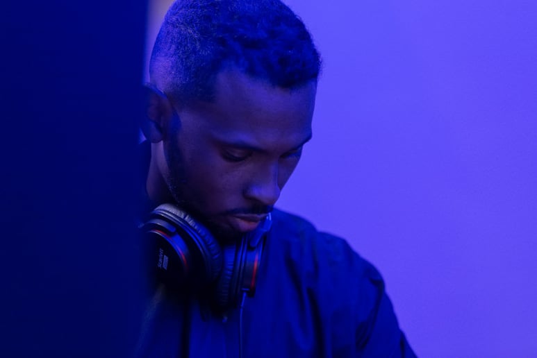 Gallery photo 2 of DJ EuroYuan