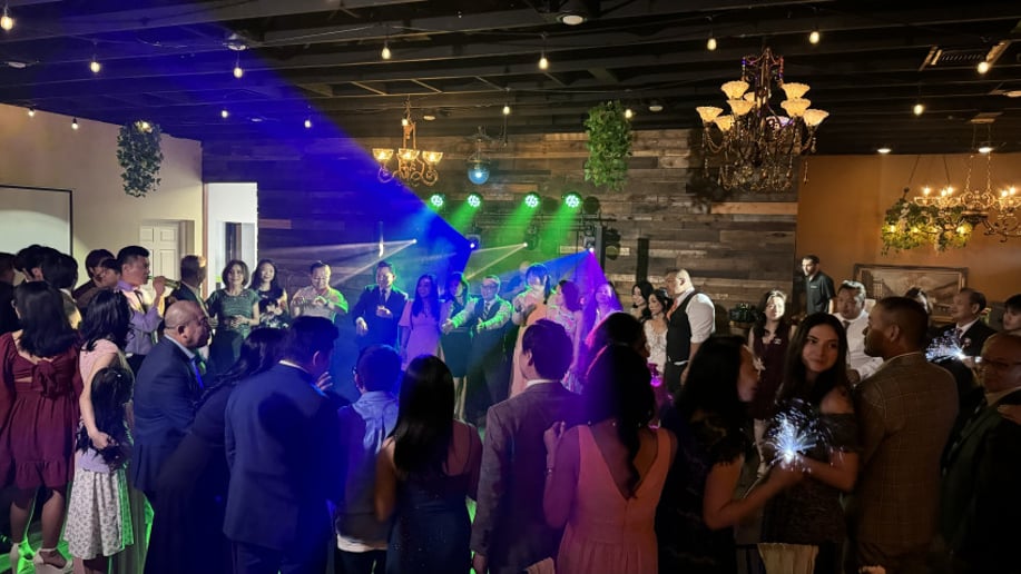 Gallery photo 1 of DJ4YourParty/ DJ Gerry
