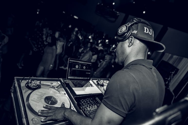 Gallery photo 6 of Dj Insanity