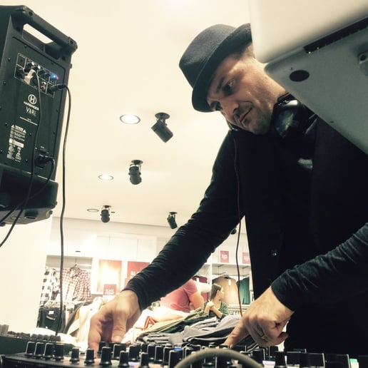 Gallery photo 4 of DJ Justin Murta