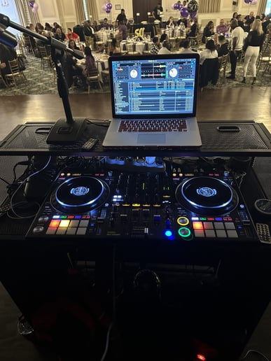 Gallery photo 15 of Dj Klutch