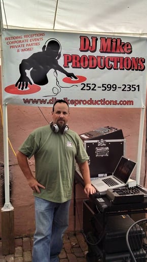 Gallery photo 4 of DJ Mike Productions