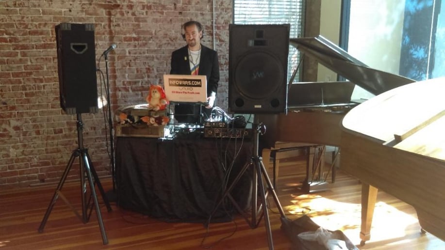 Gallery photo 4 of DJ PG Affordable DJ, MC and Host