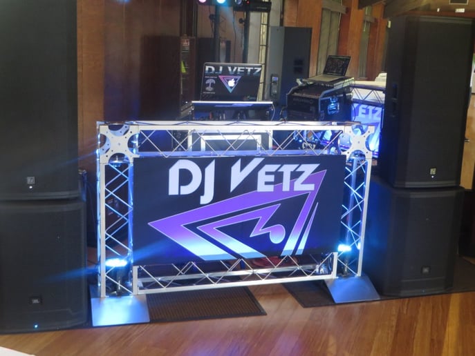Gallery photo 2 of DJ Vetz