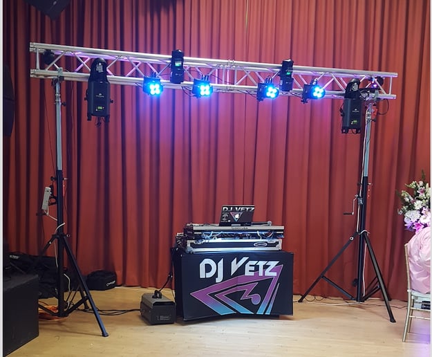 Gallery photo 8 of DJ Vetz