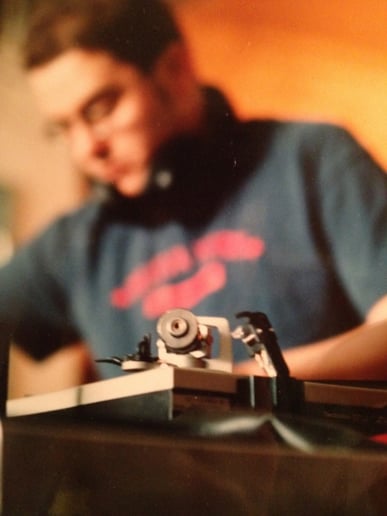 Gallery photo 3 of DJ Vinnie Esparza