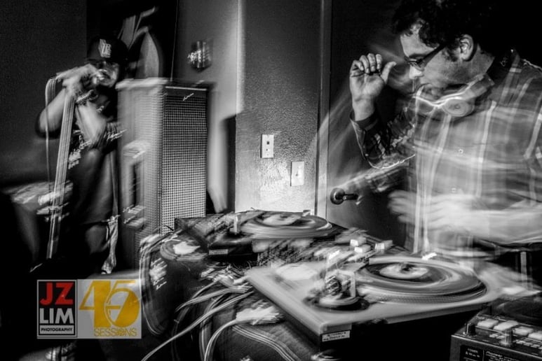 Gallery photo 9 of DJ Vinnie Esparza