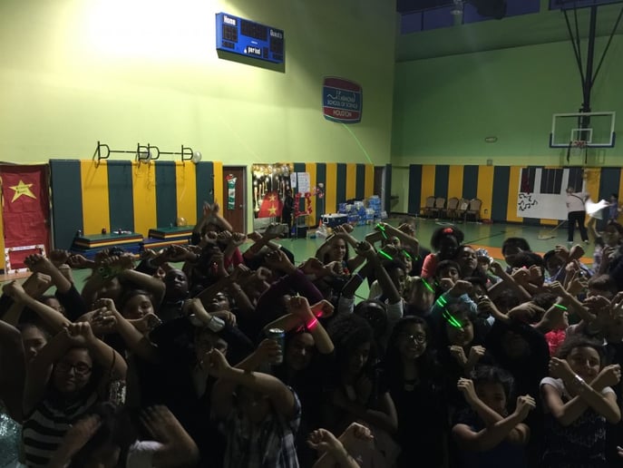 Gallery photo 17 of DJ X (DJ/Emcee/Karaoke/PhotoBooth)