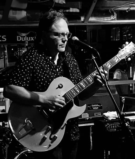 Gallery photo 5 of Dreamland Guitar Music