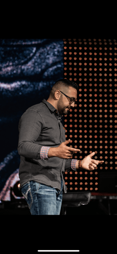 Gallery photo 13 of Dustin Dale Keynote/Motivational Speaker