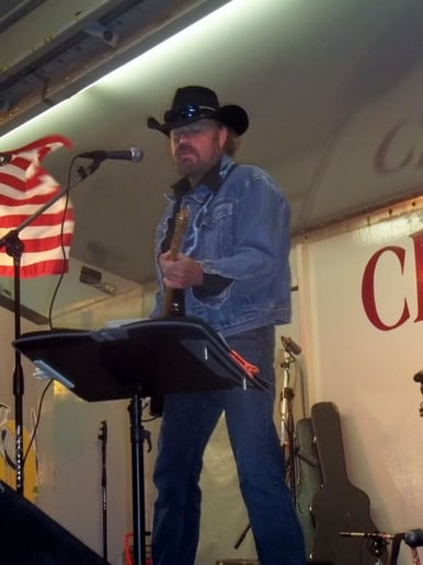 Gallery photo 5 of Ed Kelleher/one man band