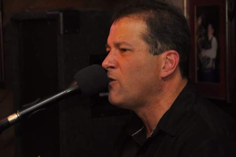 Gallery photo 3 of Ed McCarron - Entertainer
