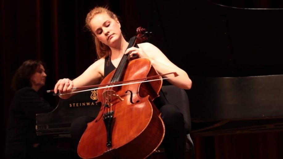 Gallery photo 2 of Elena Denny - Cellist