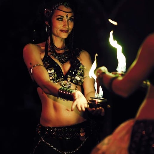 Gallery photo 13 of Eliza Moon Belly Dancer