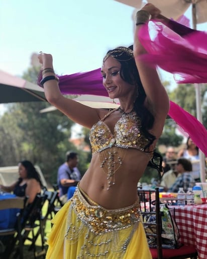 Gallery photo 16 of Eliza Moon Belly Dancer