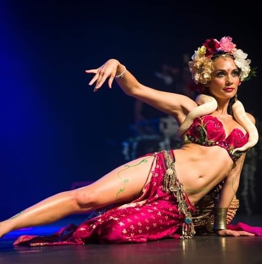 Gallery photo 22 of Eliza Moon Belly Dancer