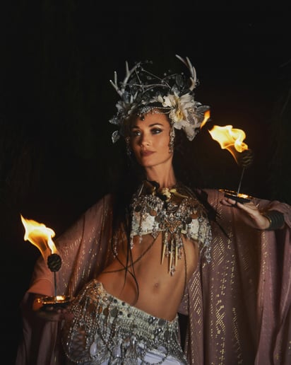 Gallery photo 28 of Eliza Moon Belly Dancer