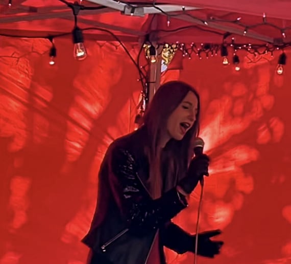 Gallery photo 5 of Elizabeth Chase