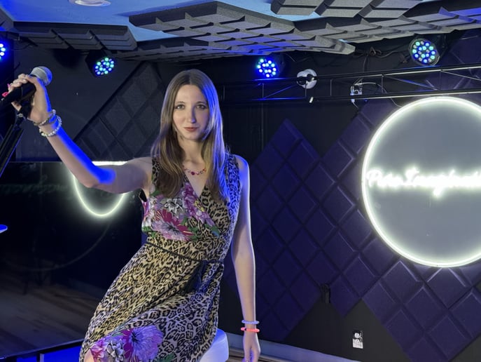 Gallery photo 3 of Elizabeth Chase