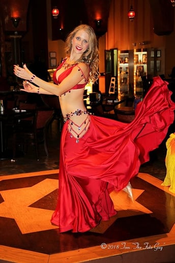 Gallery photo 9 of Emalee Bellydance