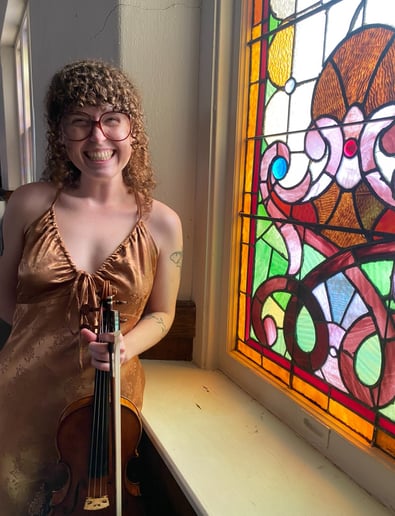 Gallery photo 1 of Emmeline MacMillan, Violinist