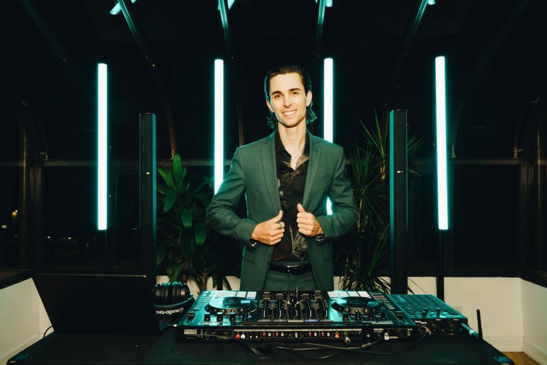 Gallery photo 11 of Emmett Florence