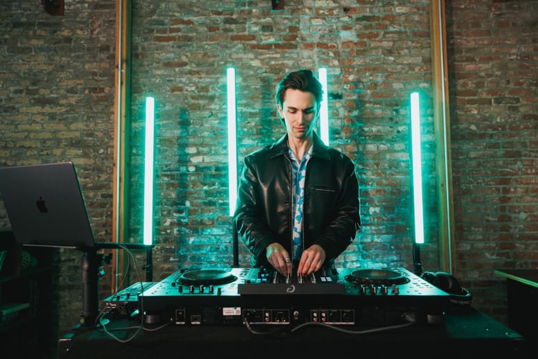 Gallery photo 2 of Emmett Florence