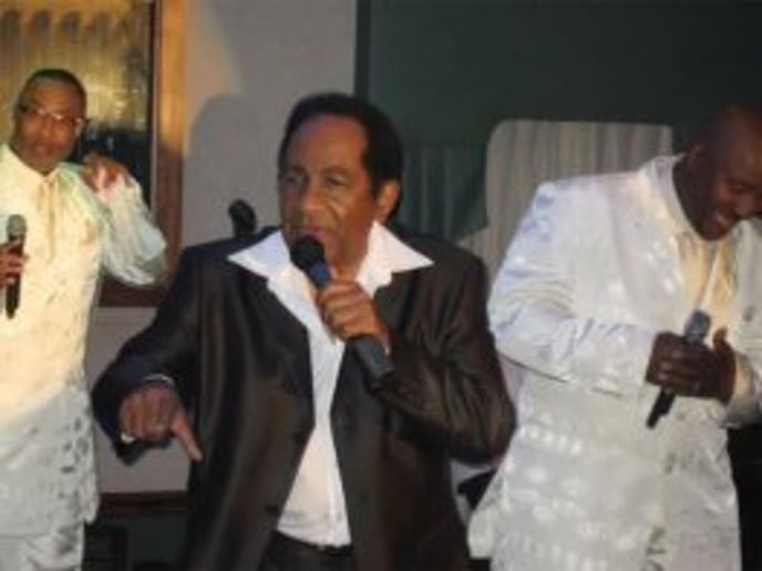 Gallery photo 9 of Ernie Fields, The Total Entertainer