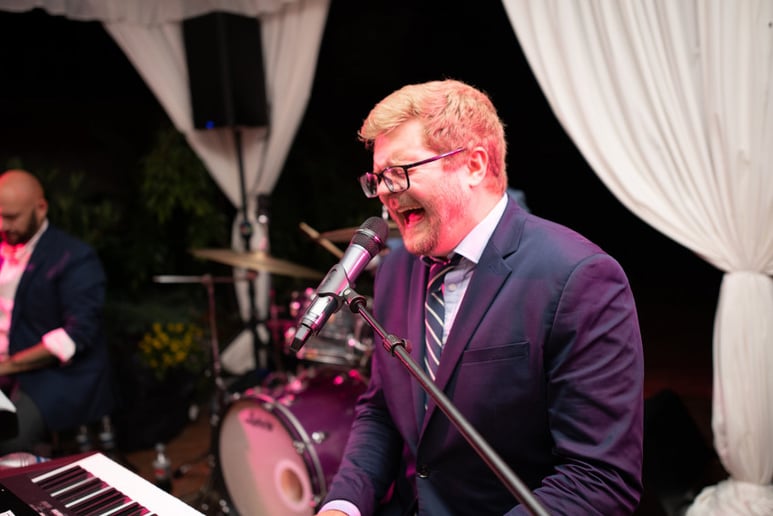 Gallery photo 11 of Felix and Fingers Dueling Pianos