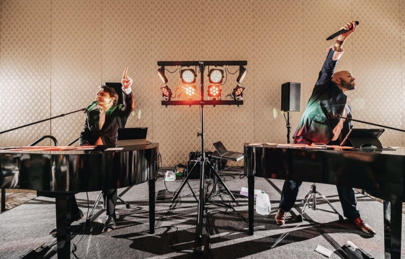 Gallery photo 12 of Felix and Fingers Dueling Pianos