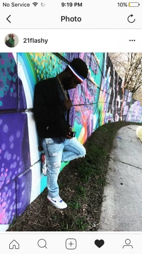 Gallery photo 1 of Flashy Finesse Trill