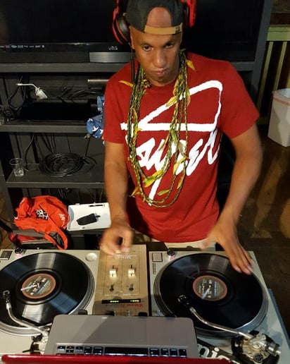 Gallery photo 1 of Lino Leanski Delgado