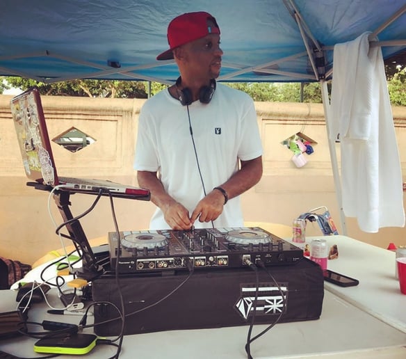 Gallery photo 4 of Lino Leanski Delgado