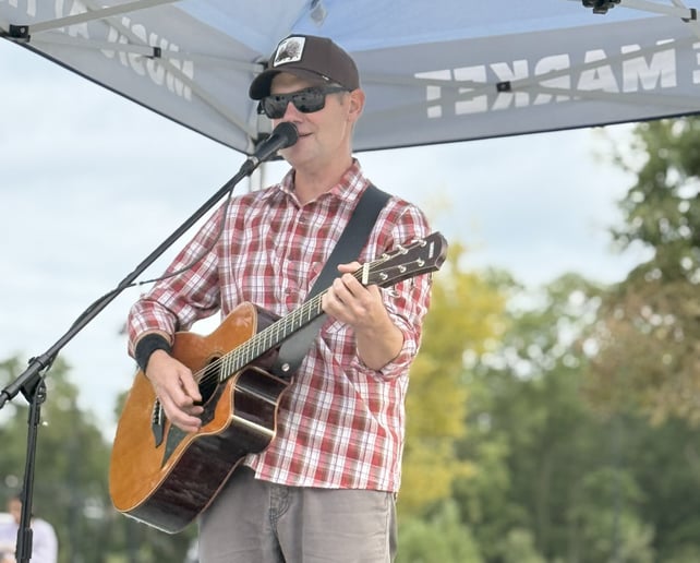 Gallery photo 1 of Frank Wine Music