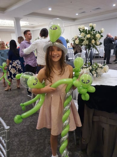 Gallery photo 5 of Fun Balloon Twisting Entertainment