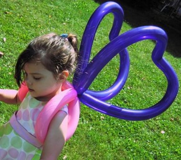 Gallery photo 6 of Fun Balloon Twisting Entertainment