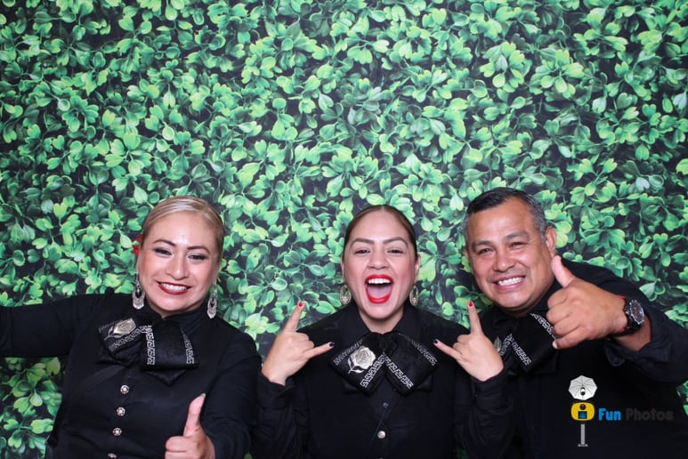 Gallery photo 10 of Fun Photos