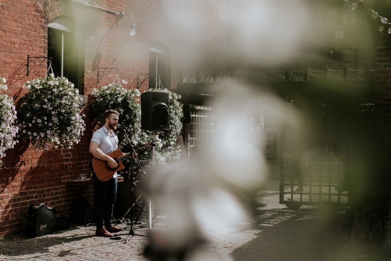 Gallery photo 14 of Gareth Bush Music