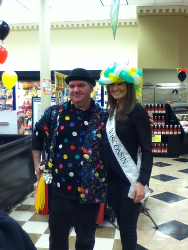 Gallery photo 6 of Giggalin Gil Entertainment