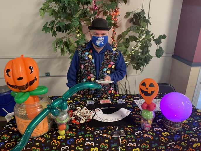 Gallery photo 9 of Giggalin Gil Entertainment