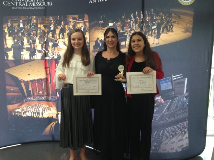 Gallery photo 1 of Harpist/Pianist Gina Edwards