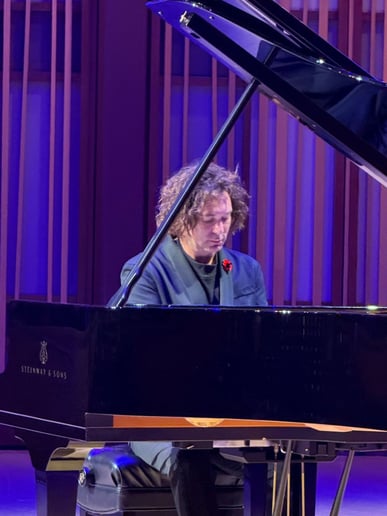 Gallery photo 18 of Glenn Kramer Piano Entertainment