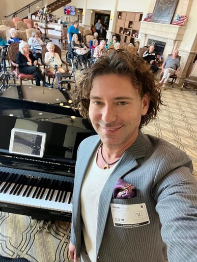 Gallery photo 20 of Glenn Kramer Piano Entertainment