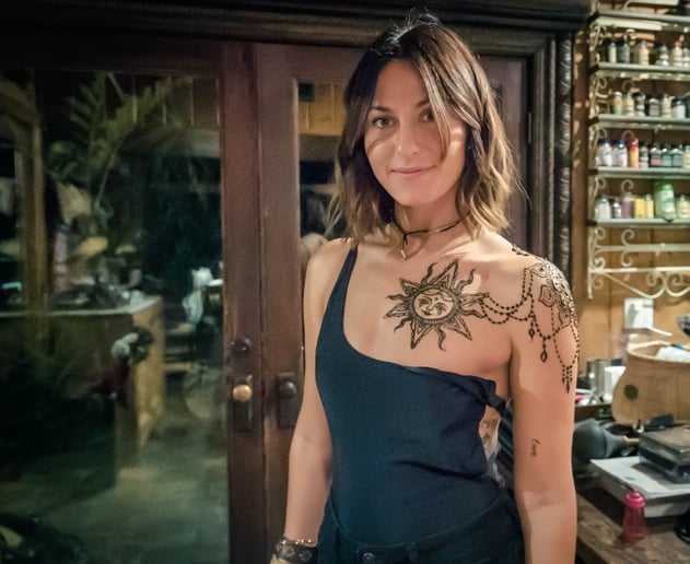 Gallery photo 10 of Gopi Henna