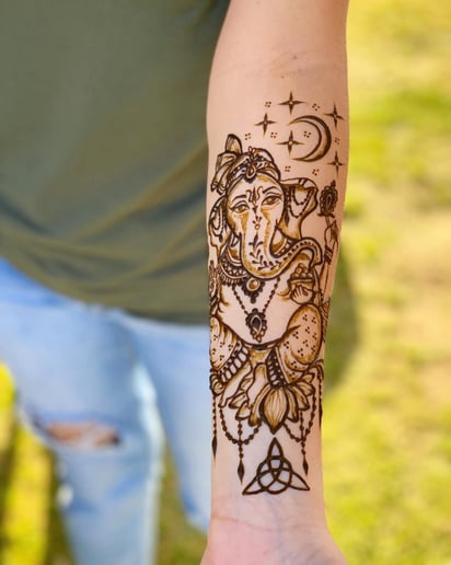 Gallery photo 4 of Gopi Henna