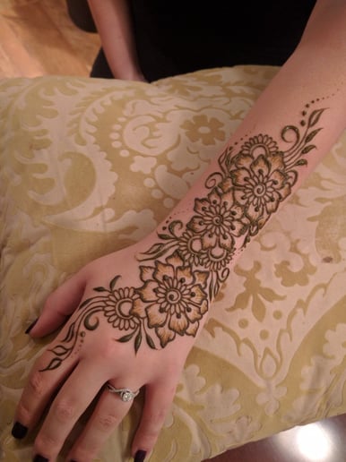 Gallery photo 6 of Grassroots Henna and Design