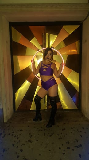 Gallery photo 1 of Hoopin' Annie