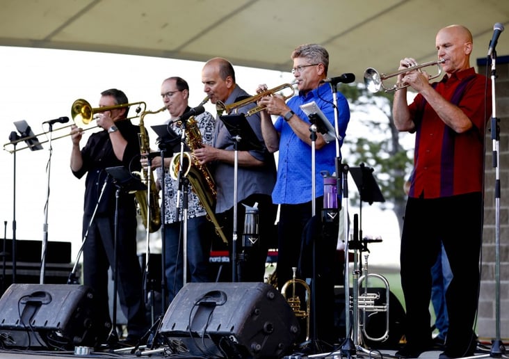 Gallery photo 5 of Groove 'N Motion (feat. Rocky Mtn Horns)