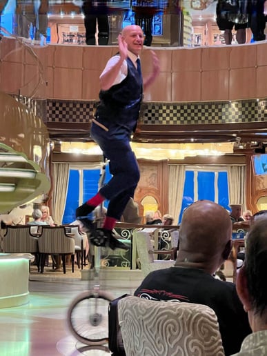 Gallery photo 8 of Groovy Guy