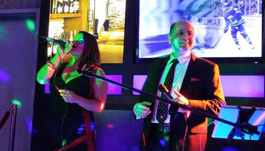 Gallery photo 11 of Gustavo Herrera "Pop and Opera Singer" (Tenor)